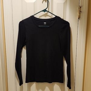 Uniqlo Long-sleeve Basic Cotton Tee